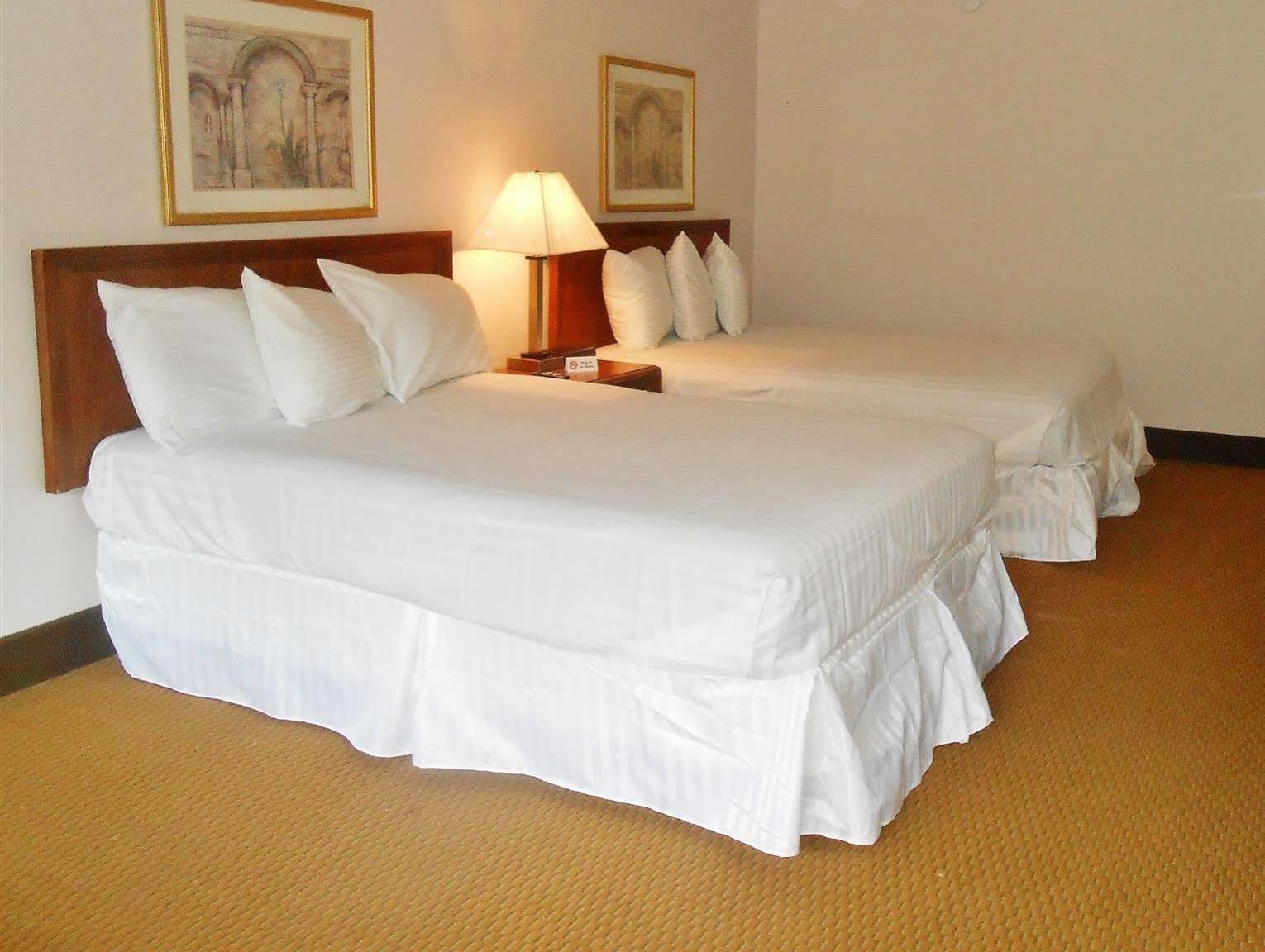 Americas Best Value Inn Norge Exterior foto